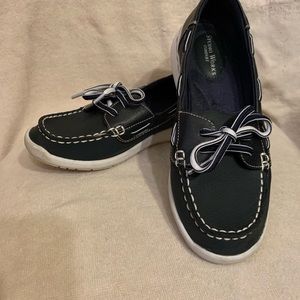 Women’s shoes Size 7